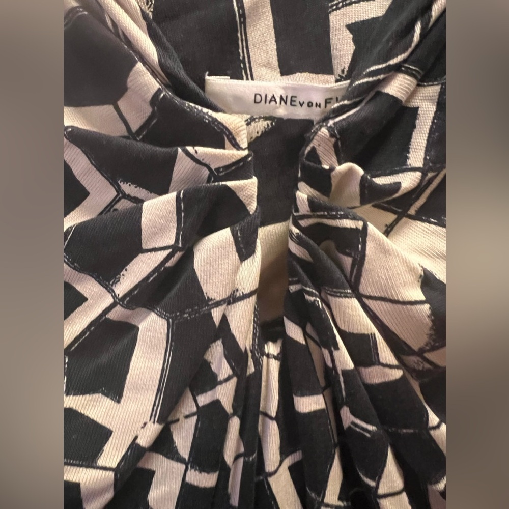 Diane Von Furstenberg Geometric print dress - Picture 10 of 15